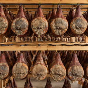 Pršut cijeli s kosti cca. 7,5 – 8 kg